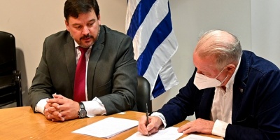 Ministerio de Ambiente e Inale acuerdan mecanismos para valorizar producci�n agropecuaria 