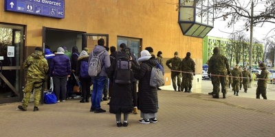 Reino Unido abre una v�a para acoger a refugiados en hogares brit�nicos