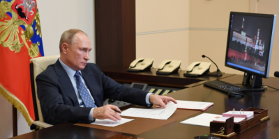 Putin acusa a Kiev de empantanar negociaciones con "propuestas no realistas"