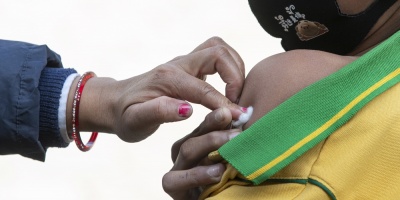 Brasil y Argentina aprenden en Sud�frica a producir vacunas anticovid de ARNm