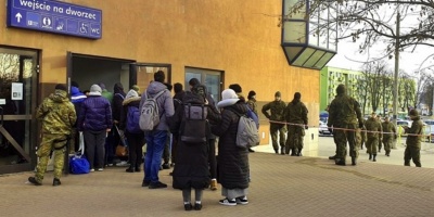 Rusia se ofrece a ayudar a evacuar a extranjeros de Mari�pol