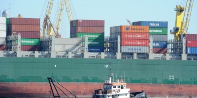 Cientos de empleos amenazados y actividad de la pesca paralizadas por el sindicato, denuncian los empresarios