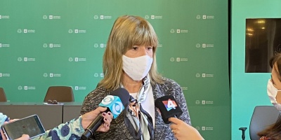 La secretaria general de la IM asever� que "no se puede exigir el uso de tapabocas en lugares cerrados"