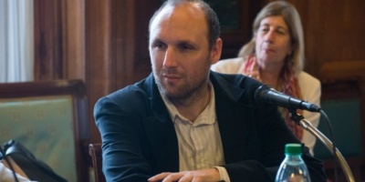 El senador del Frente Amplio Sebasti�n Sabini dijo que Da Silva presente pruebas o se calle la boca