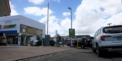 Logran restablecer el 90 % del servicio el�ctrico en Puerto Rico tras apag�n