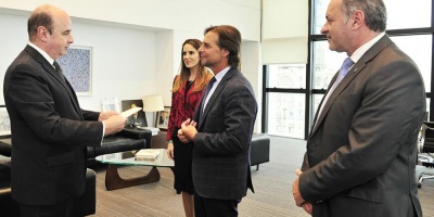 Lacalle Pou recibi� cartas credenciales del embajador de Brasil ante Uruguay