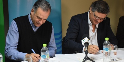 Intendencia de Canelones firm convenio con Fundacin Peluffo Giguens que promueve el apoyo entre ambas instituciones