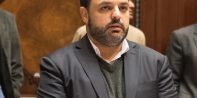 Carrera: "Hoy hay 150 familias que perdieron su fuente de trabajo en un momento de crisis social" 
