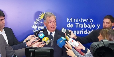 El Poder Ejecutivo est dispuesto a analizar el decreto que flexibiliz la caza nocturna, tras el malestar que se gener en el mbito poltico