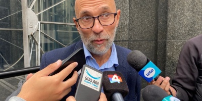 Fiscala identific a cuatro personas que realizaron pintadas, cnticos y colgaron banderas en Los Aromos