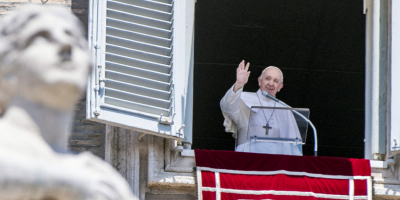 El papa: La guerra vuelve a Europa cuando desaparece generacin que la vivi