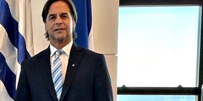 Lacalle Pou llega a Asuncin con Mercosur en agenda de visita oficial 