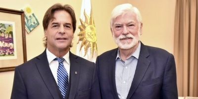 EE.UU. felicita liderazgo regional de Uruguay 
