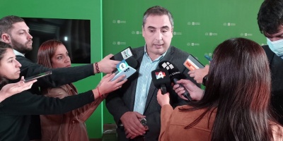 Intendencia de Montevideo acompaara la iniciativa para construir una terminal de pasajeros en el Dique Mau