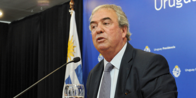 El ministro Luis Alberto Heber confirm que fue la inteligencia de Paraguay la que alert sobre el avin venezolano-iran a Uruguay