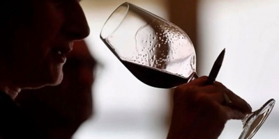 Diseñan un método que valora la reacción del cerebro al sabor del vino