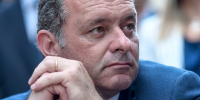 lvaro Delgado acus al Frente Amplio de ser el peor cuidador de las empresas pblicas nacionales por sus horrores de gestin