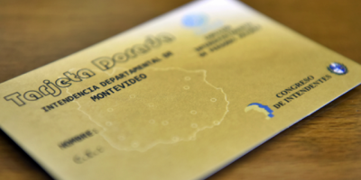 Amplan el nmero de comercios que se suman a la denominada Tarjeta Dorada en Florida