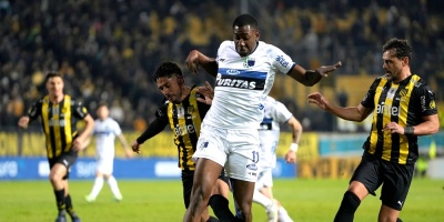 Liverpool derrota a Pearol 1-0