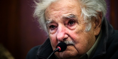 El expresidente Jos� Mujica recibi� un nuevo reconocimiento �honoris causa� otorgado por la Universidad de R�o Cuarto, Argentina