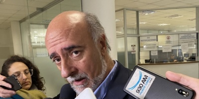 El ministro de Trabajo Pablo Mieres critic la conduccin sindical del sector lcteo que se niega a firmar la clusula de paz