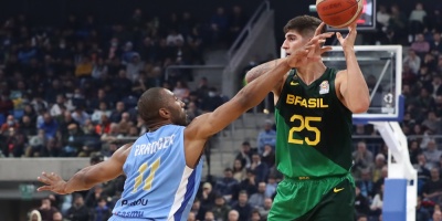 Uruguay se enfoca en Chile, tras perder con Brasil