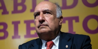 Domenech sobre legisladores de C.A que apoyan cese de vacunas: "respeto las opiniones aunque no estoy de acuerdo"