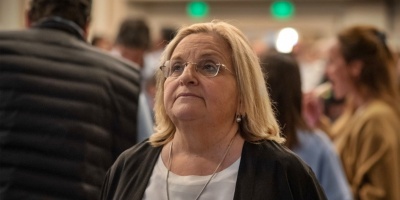 Senadora Bianchi dijo que aunque sea solo, el gobierno debe abordar la reforma de la Seguridad Social