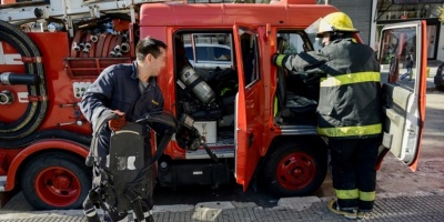 Dos fallecidos y ocho lesionados dej� como saldo un incendio en lo que ser�a residencial de ancianos de Cardona