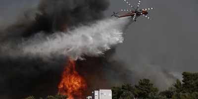 Los tres grandes incendios cerca de Atenas estn controlados