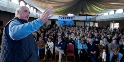 No es hora de tibios areng el senador Gustavo Penads y llam a comunicar logros del gobierno con miras a 2024