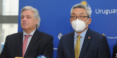 Uruguay y China avanzaron este lunes en la creacin de un posible TLC