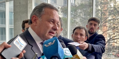 Tribunal revoc fallo de Recarey contra vacunas anticovid para nios, inform el secretario de Presidencia