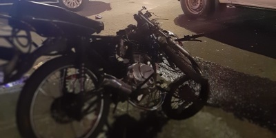 Falleci� joven de 18 a�os tras chocar su moto contra una camioneta