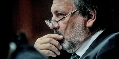 Acusan al exdirector del Ministerio  Interior, Charles Carrera de haber defraudado a la cartera por 260 mil dlares