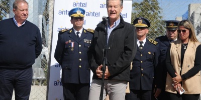 Antel cambiar� por fibra �ptica las viejas conexiones de cobre en 141 pueblos y villas