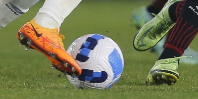 Gerrard gana a Lampard