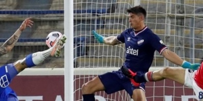 Abrir�n expediente a Liverpool por insultos de hinchas a Sergio Rochet