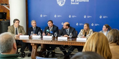 Mides y BCU firmaron convenio para capacitar a emprendedores, mediante talleres de educaci�n financiera 