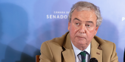 Tras renuncia de Calabria, el ministro Heber lo defini� como �un ejemplo de comportamiento en la funci�n p�blica"