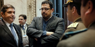 Desde el Frente Amplio afirman que la renuncia de Calabria "es una cortina de humo para no hablar de los homicidios"