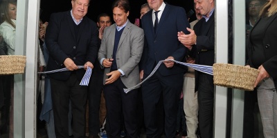 Se inaugur� terminal de �mnibus en Paso de los Toros