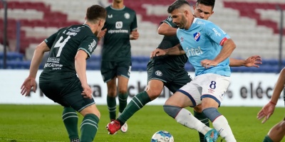 Nacional empata como local ante Cerro Largo