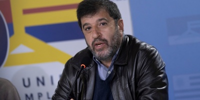 Fernando Pereira llamó a la responsabilidad política de Gobierno y oposición y cruzó a García