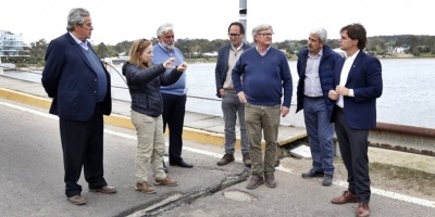 El intendente de Maldonado dijo que el puente de La Barra no se cay�, gracias a la r�pida acci�n de las direcciones de Tr�nsito y Obras 