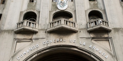 Arrestaron al ex comandante de la Armada por manejo irregular de fondos