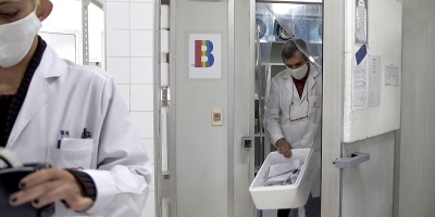 Uruguay y Pfizer firmaron un contrato ante la necesidad de inocular una quinta dosis o vacuna de refuerzo anticovid