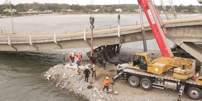 Colocaron la primera viga de apuntalamiento en el Puente 2 de la Barra