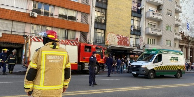 Susto en edificio sobre la Avenida 18 de Julio en Montevideo