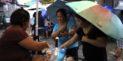 El �ltimo balance rebaja a 45 los muertos por la tormenta tropical 'Nalgae' en Filipinas